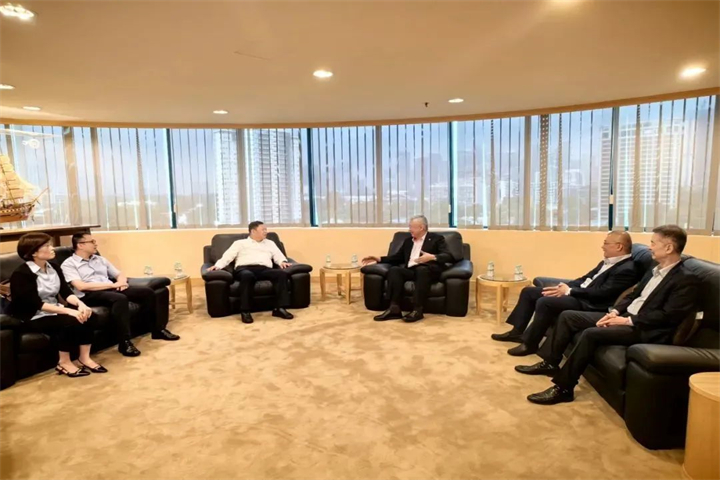 1808069009715793922.jpg 1808069009715793922.jpg